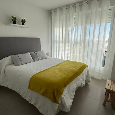 Apartamento Gran Canet, Relax Y Confort A Pocos Pasos Del Mar *